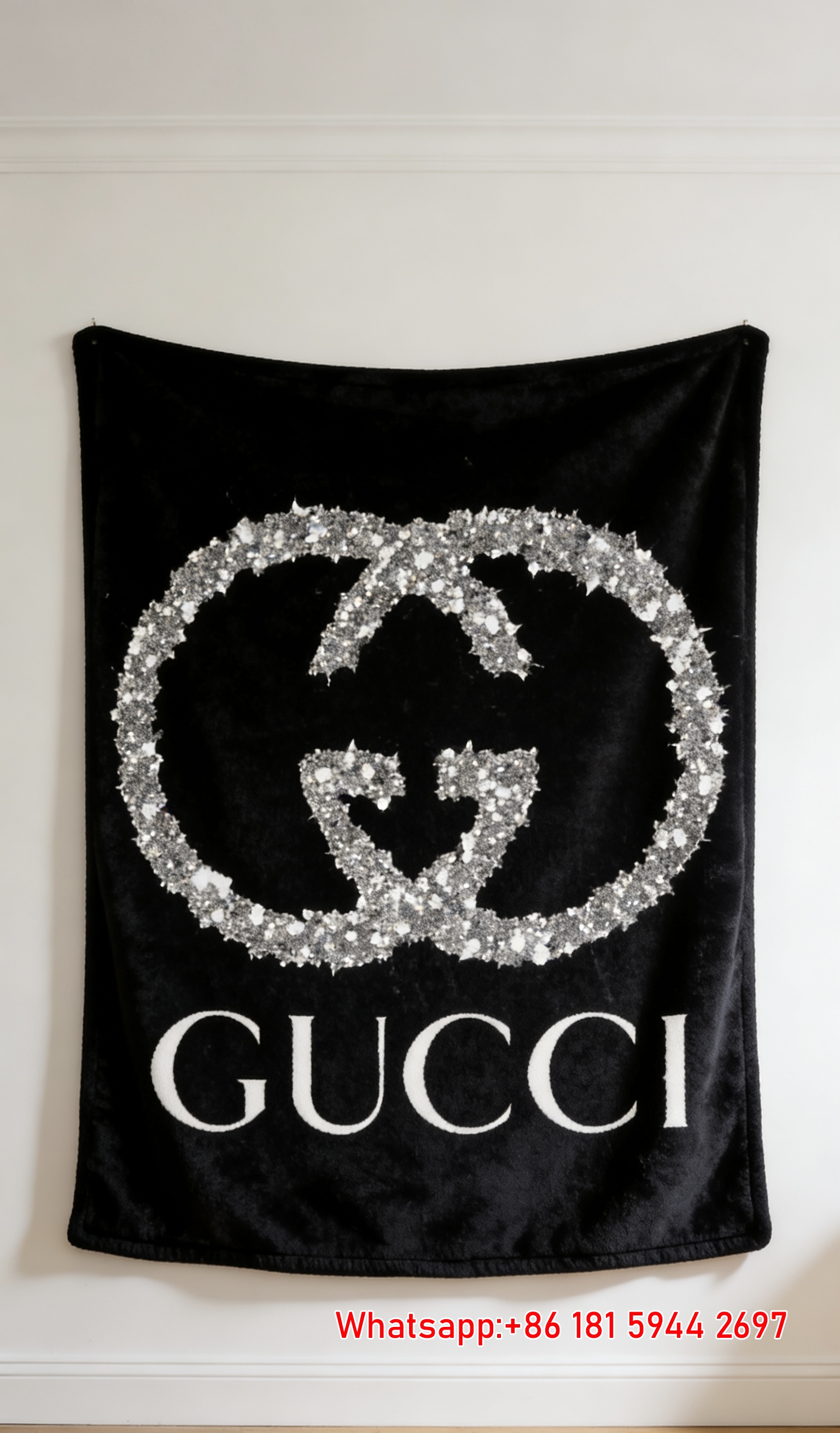 Sparkling Gucci Flannel Throw blankets IMG_2930